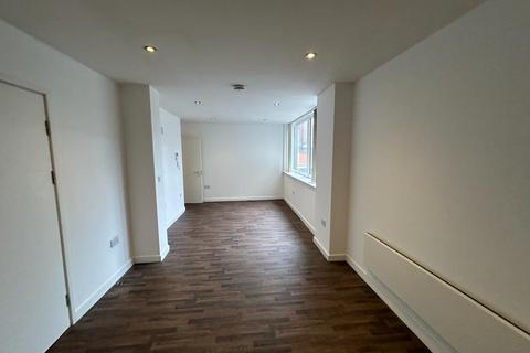 Studio to rent, Christchurch Road, Bournemouth