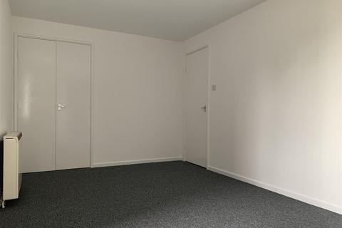 1 bedroom flat to rent, Burgess Close, Minster, CT12