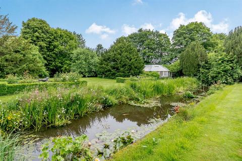 5 bedroom detached house for sale, Parish Road, Chartham, Canterbury CT4