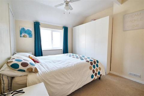 24 Battery Hill, Winchester, SO22 4BY