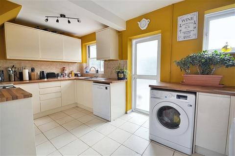 24 Battery Hill, Winchester, SO22 4BY