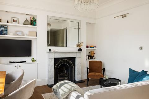 2 bedroom apartment for sale, London W9