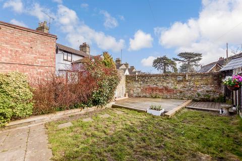 2 bedroom end of terrace house for sale, Rochester Road, Aylesford, Kent