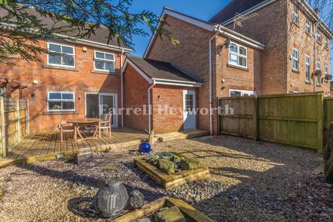 3 bedroom house for sale, Holland House Court, Preston PR5