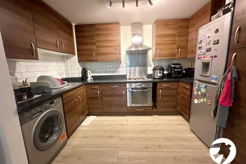 2 bedroom flat for sale, St Peters Gardens, Ladywell, London, SE13