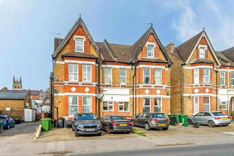 Flat D, 1 Manor Road, Beckenham, BR3 5JB