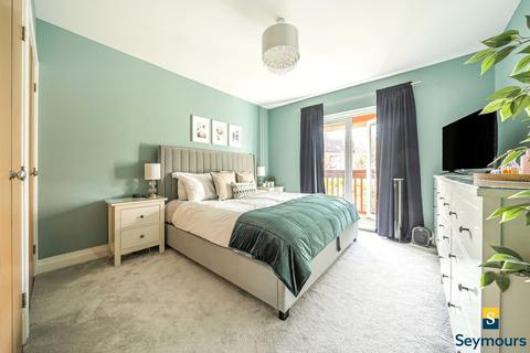 9 Macdowall Road, Guildford, GU2 9LD