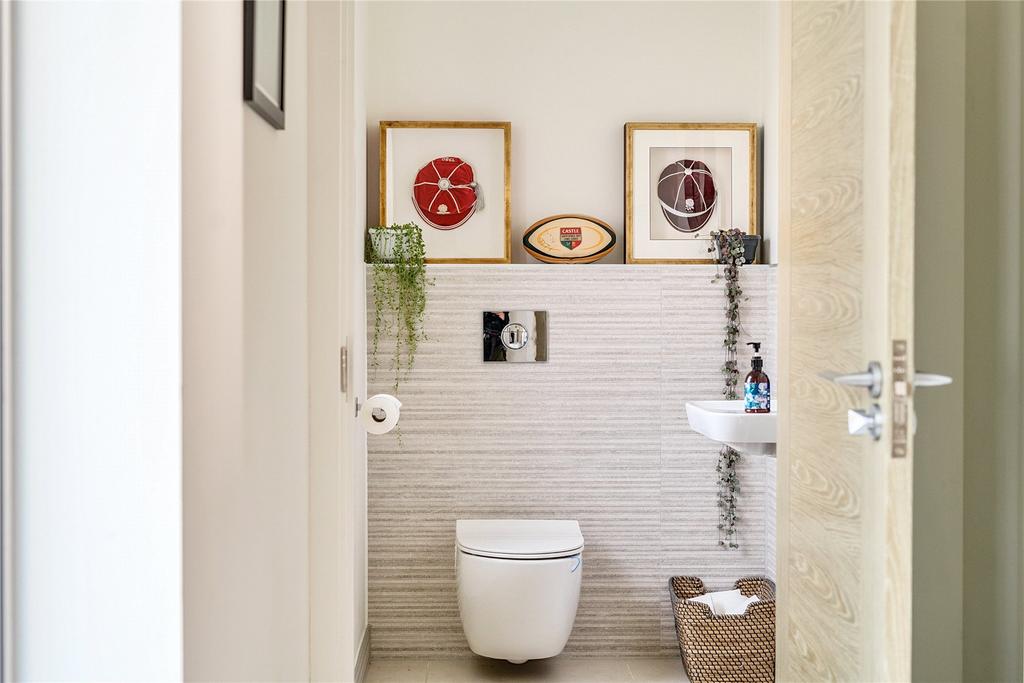 Cloakroom Example