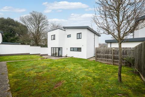 1 Dukes Walk, Exeter, EX2 7FQ