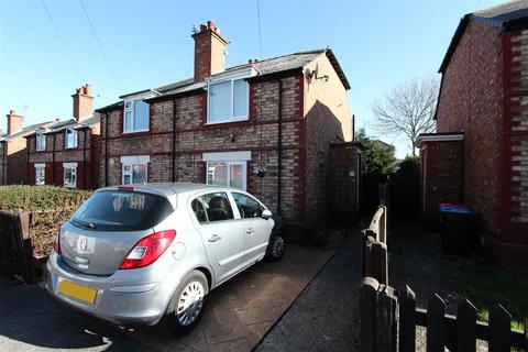 Queens Gardens, Ellesmere Port