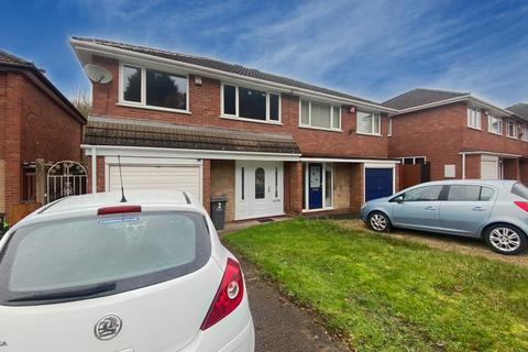 3 bedroom semi-detached house to rent, Forge Lane, Cradley Heath B64