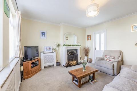 3 bedroom terraced house for sale, Dawson Road, West Byfleet KT14