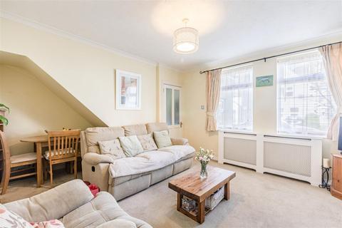 3 bedroom terraced house for sale, Dawson Road, West Byfleet KT14