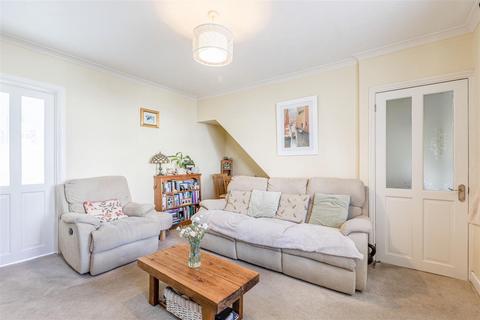 3 bedroom terraced house for sale, Dawson Road, West Byfleet KT14