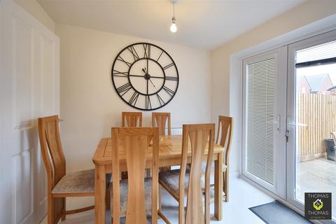 50 Brambling Way, Hardwicke, Gloucester, GL2 4DS