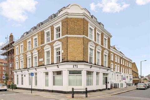 2 bedroom flat for sale, Baroc House, Greyhound Road, London