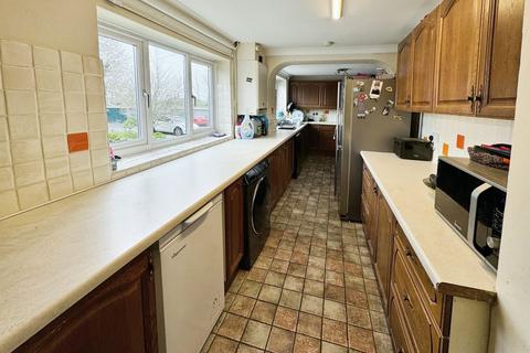 65 Gibbons Road, Trench, Telford, TF2 7JS
