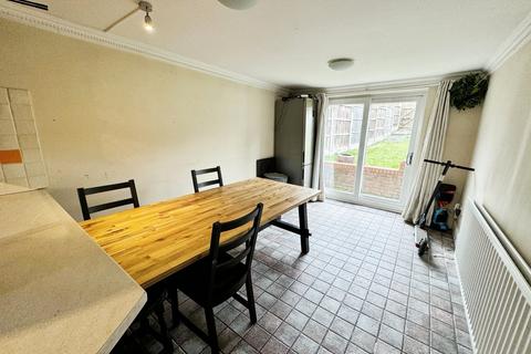 65 Gibbons Road, Trench, Telford, TF2 7JS