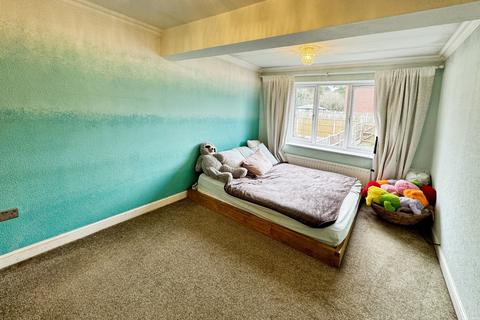 65 Gibbons Road, Trench, Telford, TF2 7JS