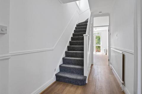 6 bedroom house share to rent, 42 South Vale, Harrow HA1