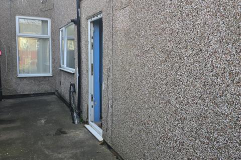 3 bedroom terraced house to rent, Duke Street, Grimsby DN32