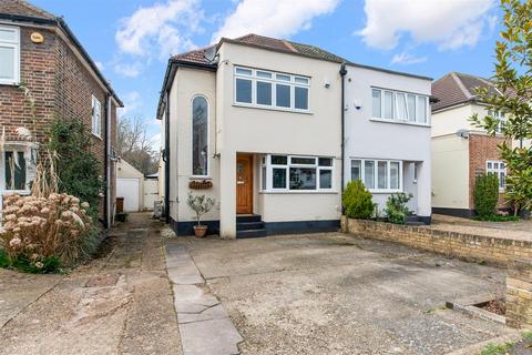 3 bedroom semi-detached house for sale, Chipstead Way, Banstead