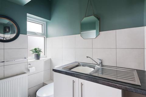 42 Chipstead Way, Banstead, SM7 3JP