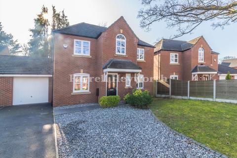 4 bedroom house for sale, Golden Hill Close, Preston PR2