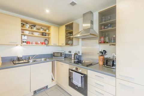 2 bedroom apartment to rent, Townmead Road, Imperial Wharf SW6