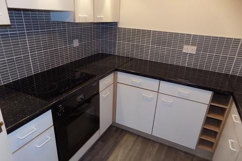 1 bedroom flat to rent, Oakwood Close, Blackpool FY4