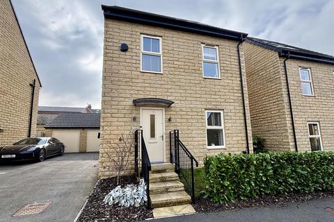 4 bedroom detached house for sale, Waddle Road, Micklefield, Leeds