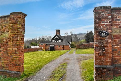 2 bedroom detached house to rent, Stanford Road, Worcester WR6