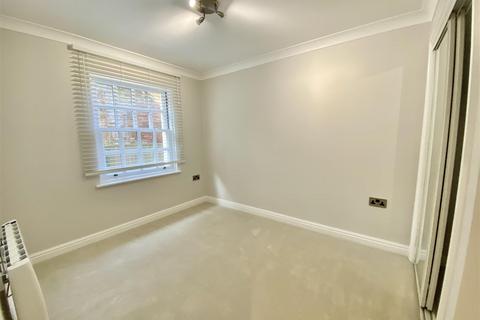 1 bedroom apartment for sale, 30 Belgravia Court, Abbey Foregate, Shrewsbury, SY2 6BW