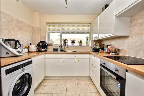 1 bedroom flat for sale, Foxglove Road, Eastbourne