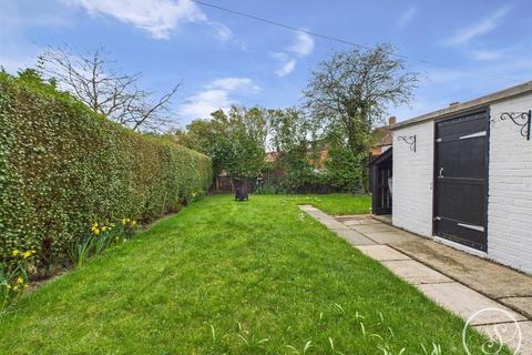 2 bedroom semi-detached house for sale, Stanks Rise, Leeds