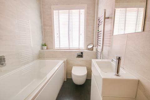 61 Chafen Road, Southampton, SO18 1BD