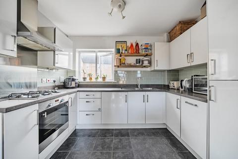 2 bedroom flat for sale, Ravens Dene, Chislehurst