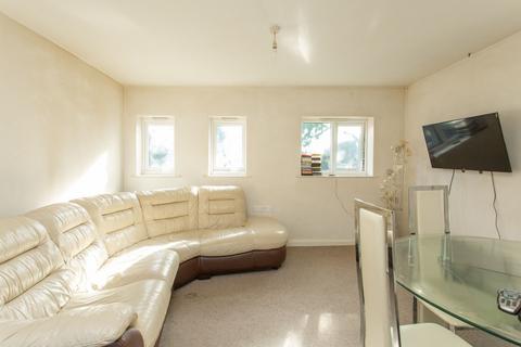 1 bedroom detached bungalow for sale, St. Johns Road, Whitstable, CT5