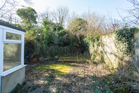 1 bedroom bungalow for sale, St. Johns Road, Whitstable, CT5