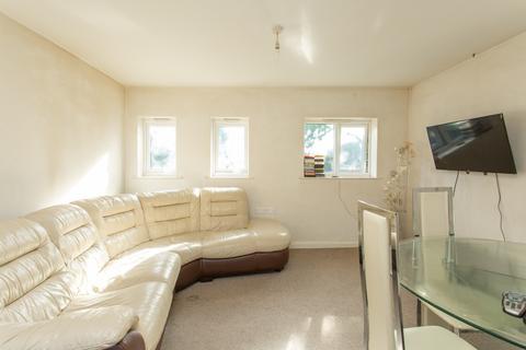 1 bedroom bungalow for sale, St. Johns Road, Whitstable, CT5