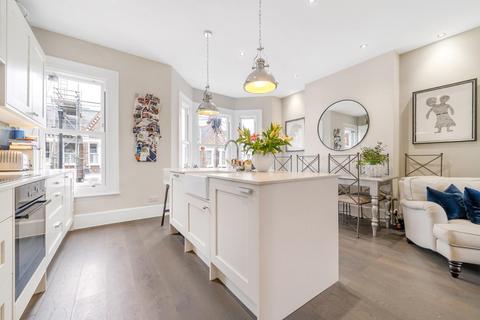 3 bedroom flat for sale, Helix Road, London SW2