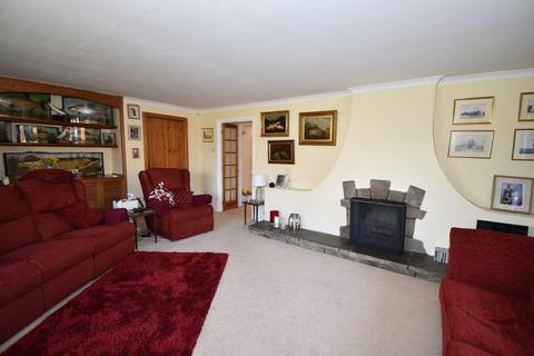4 bedroom detached house for sale, Headcorn Road, Sandway, ME17
