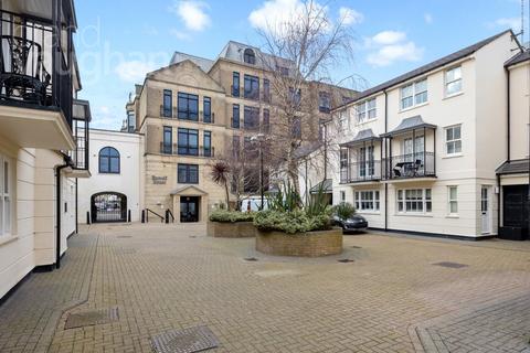 2 bedroom flat for sale, Russell House, Russell Mews, Brighton, BN1