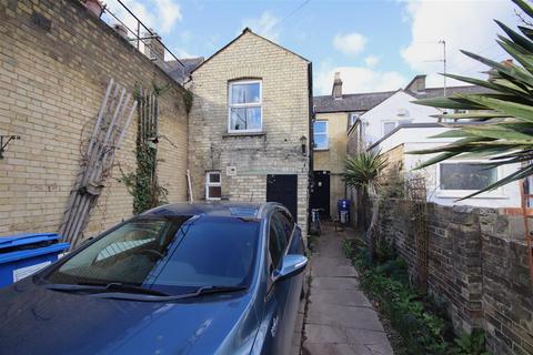 3 bedroom house to rent, Chesterton Road, Cambridge CB4