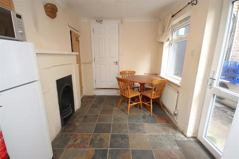 3 bedroom house to rent, Chesterton Road, Cambridge CB4