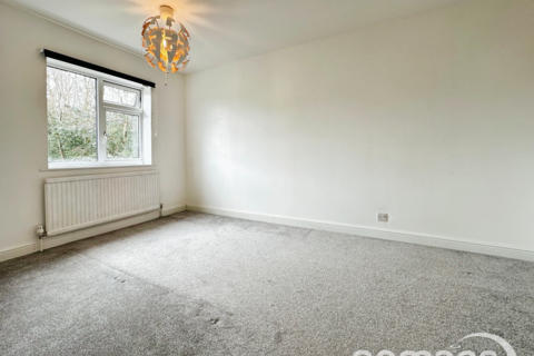 55 Bernstein Road, Basingstoke, RG22 4NF
