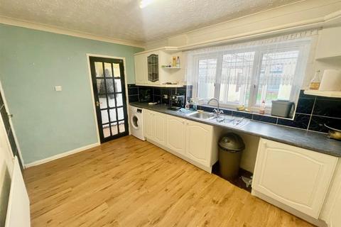 3 bedroom house for sale, Figtree Walk, Dogsthorpe, Peterborough