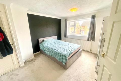 107 Figtree Walk, Dogsthorpe, Peterborough, PE1 3SW