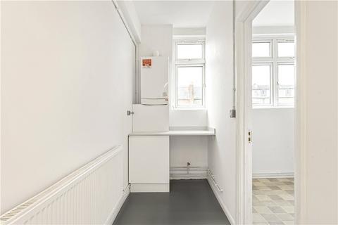 2 bedroom apartment to rent, Arcola Street, London, E8