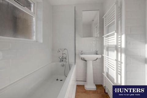 1 bedroom house for sale, Victoria Road, London